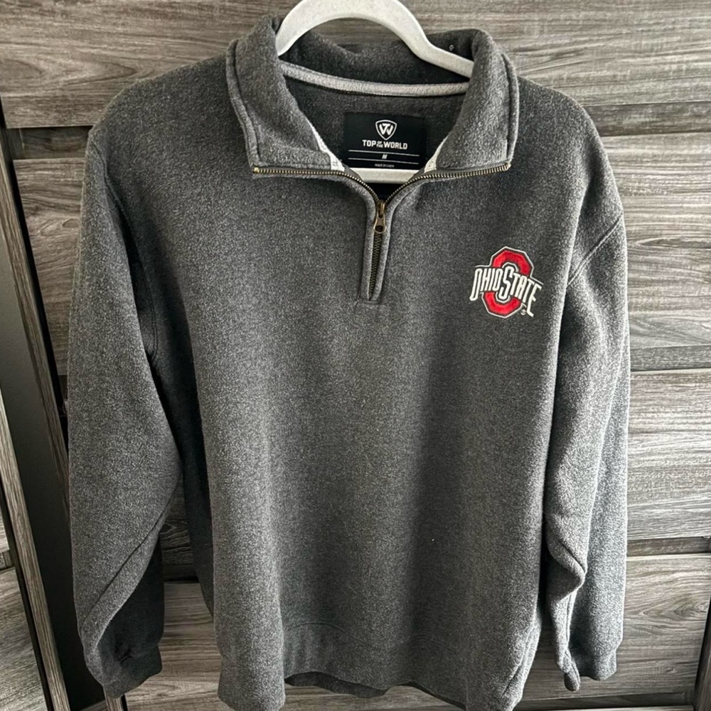 OHIO STATE Sweatshirt great condition- hardly ever worn.